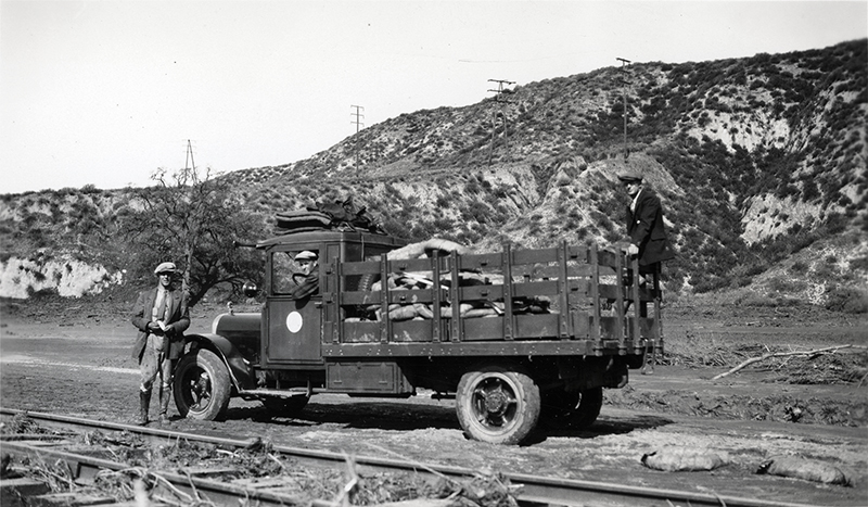 Telephone Company Crew

3 MILES WEST OF CASTAIC JUNCTION