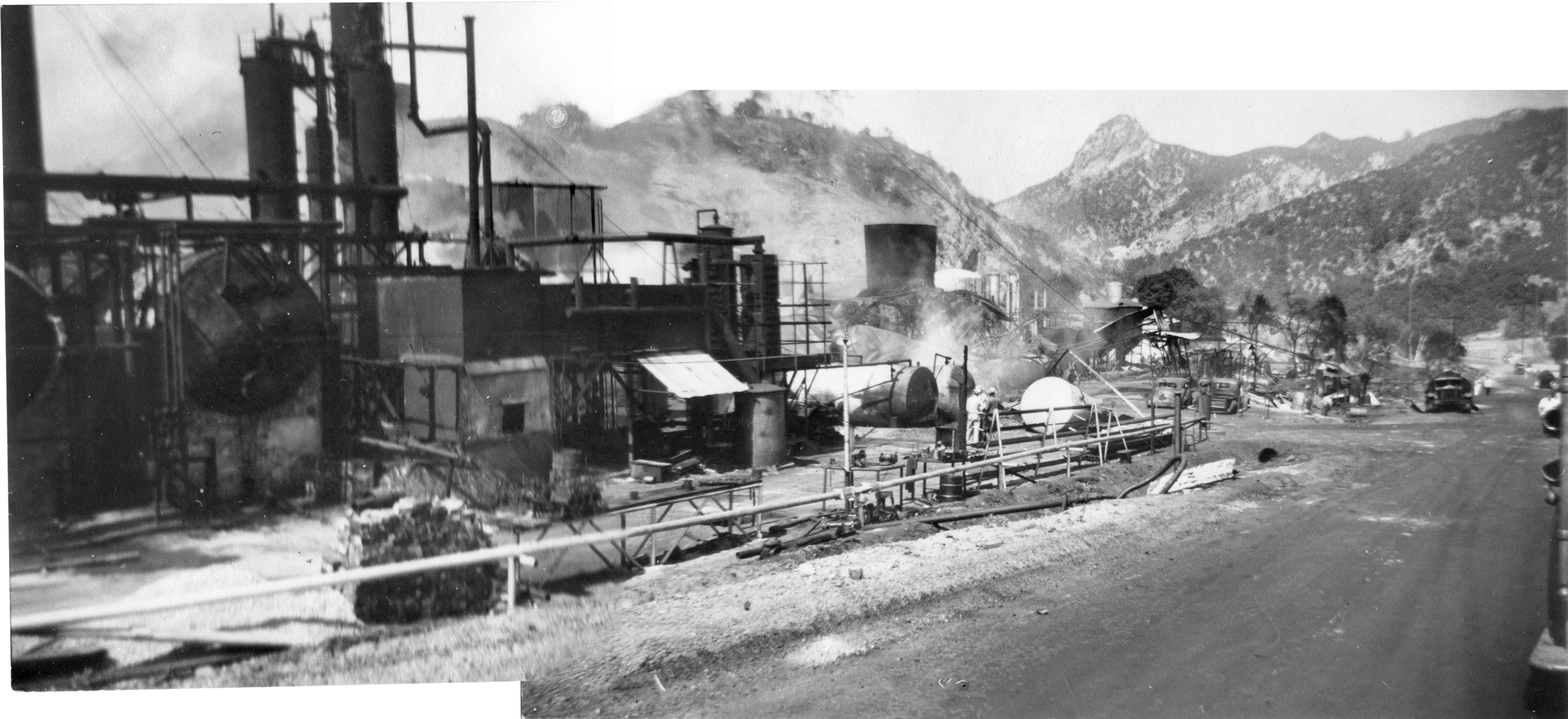 SCVHistory.com HS9021 | Newhall | Newhall Refinery 1940s